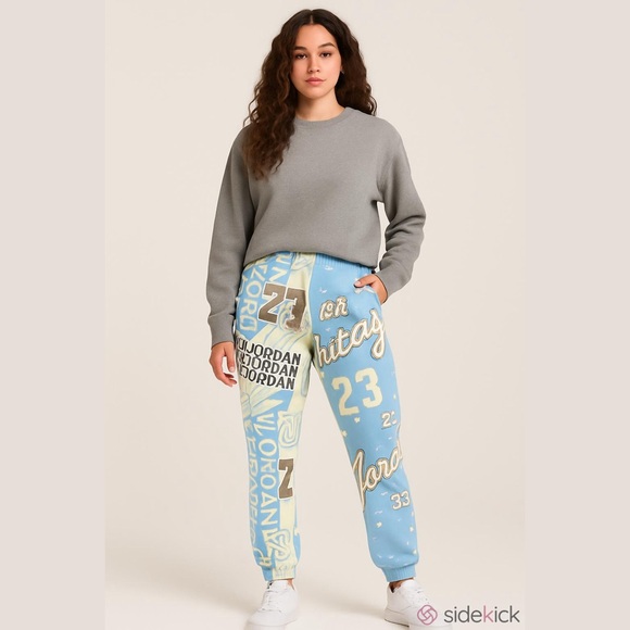 Jordan Fleece Allover Print Logo Light Blue & White Sweatpants, Size Medium. New - Picture 1 of 12